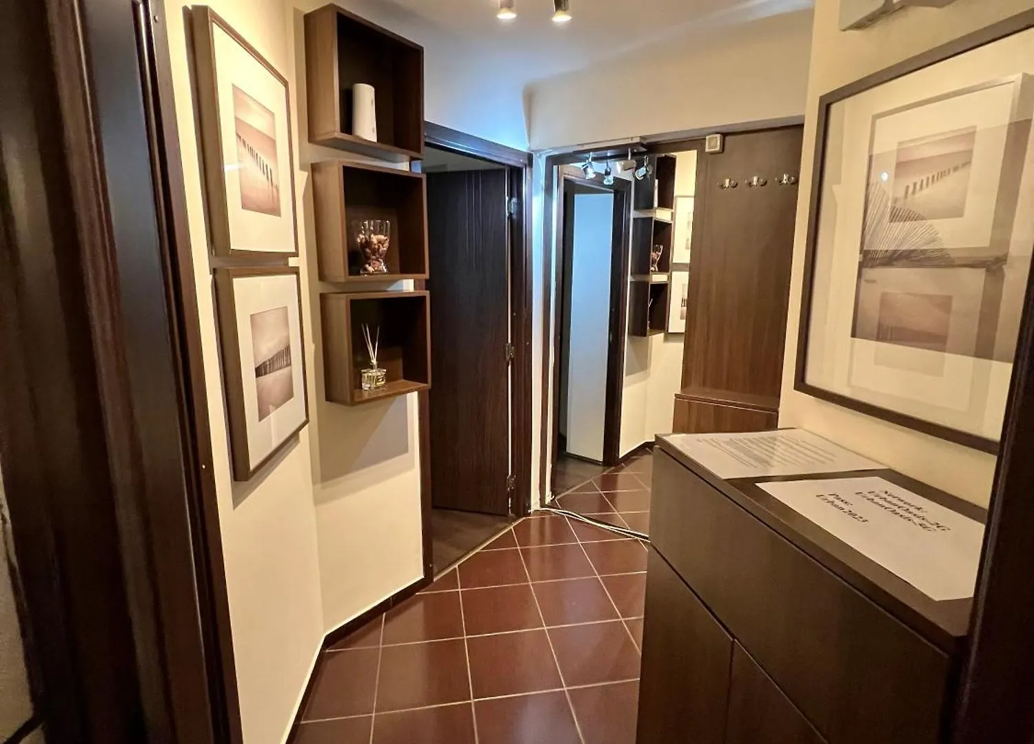 Urban Oasis: Central Location Apartment Bucharest