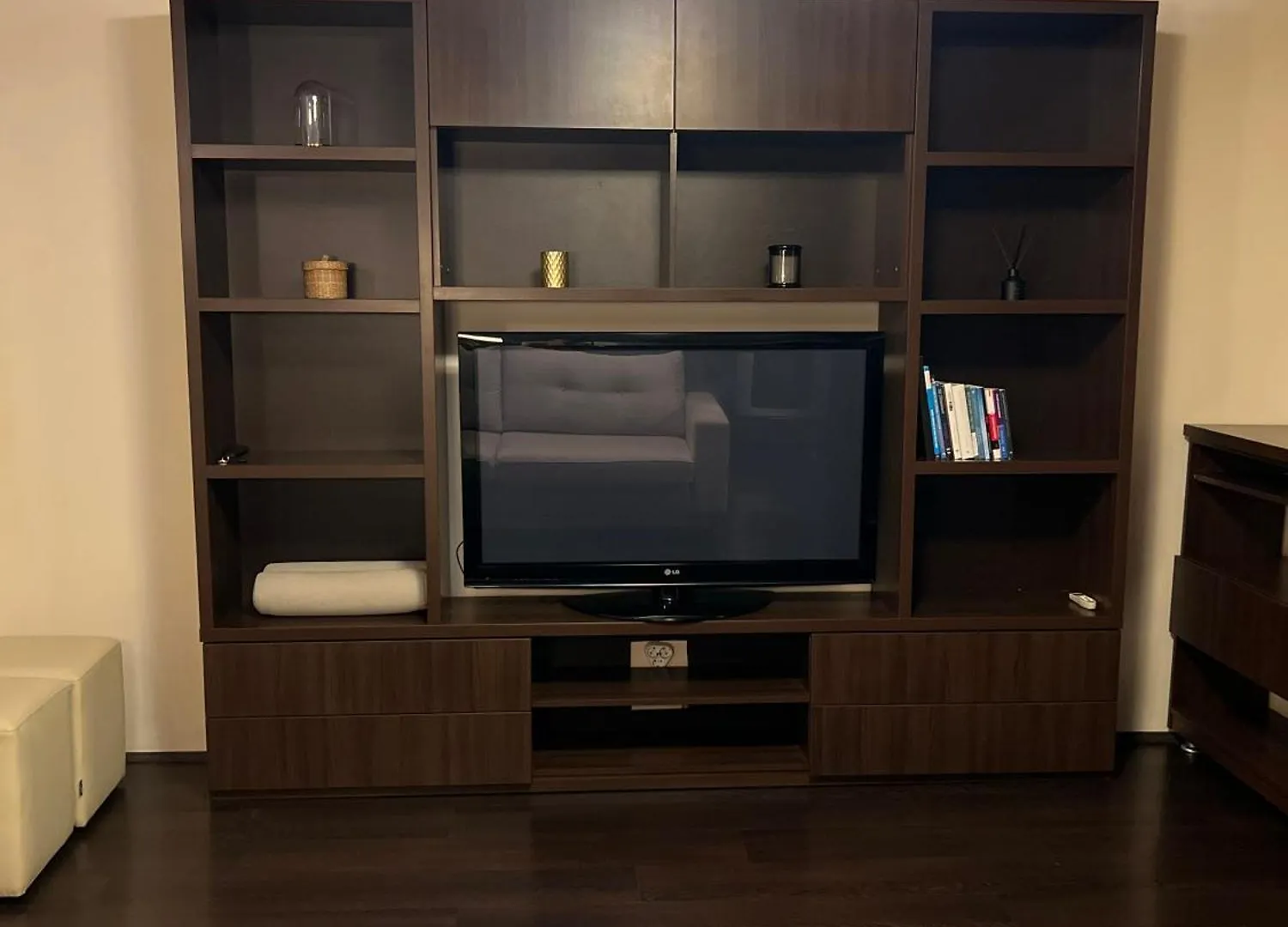 Urban Oasis: Central Location Apartment Bucharest 0*,  Romania