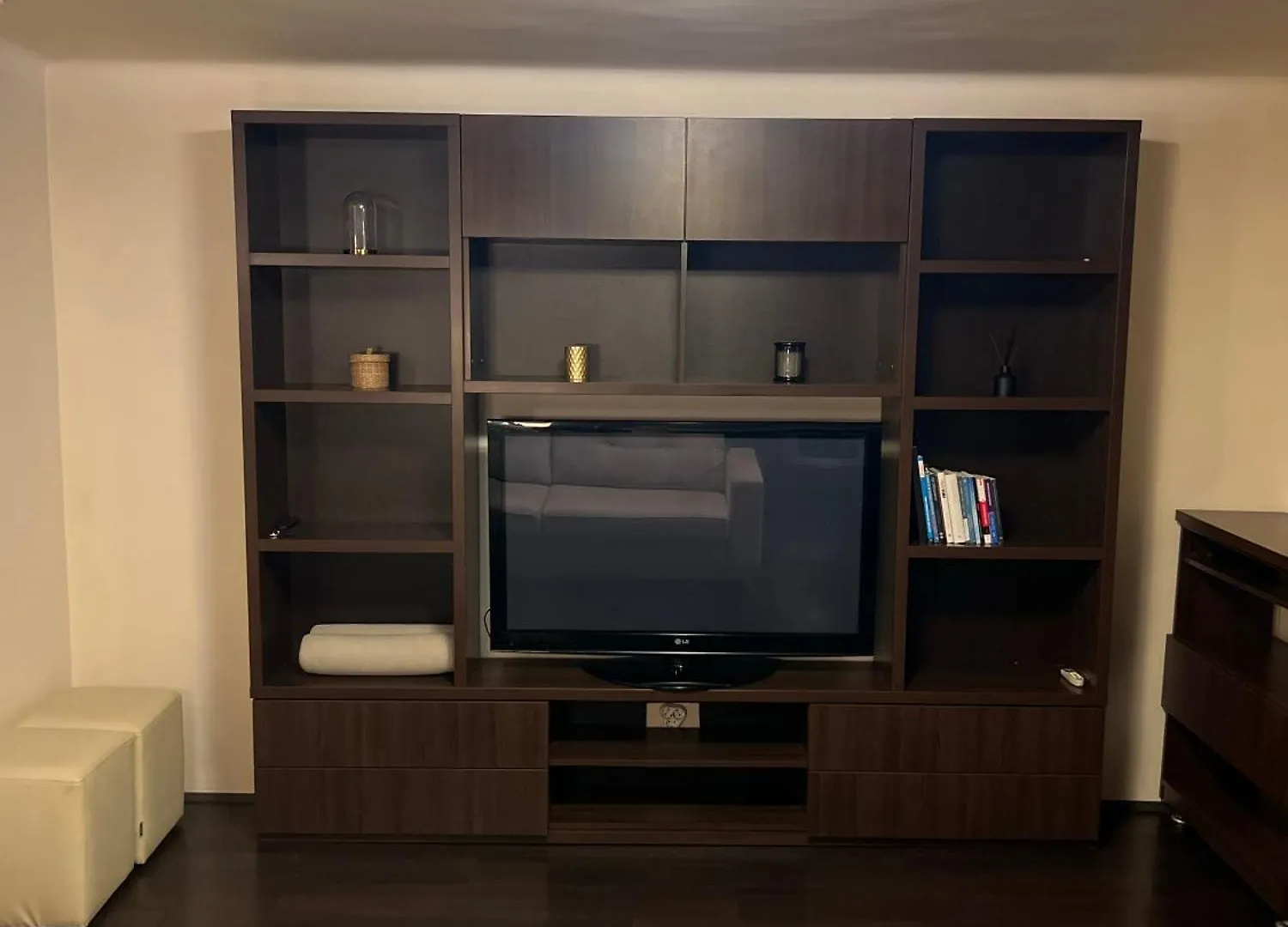 Urban Oasis: Central Location Apartment Bucharest 0*,